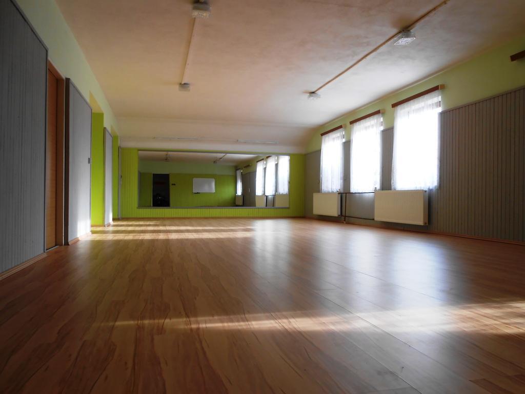 Hotel Semerink Janov nad Nisou Zewnętrze zdjęcie